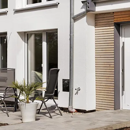 1 Coburg-creidlitz Apartment *