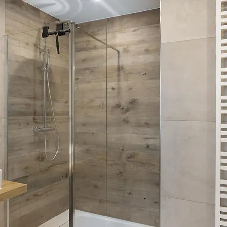 1 Coburg-creidlitz Appartement *